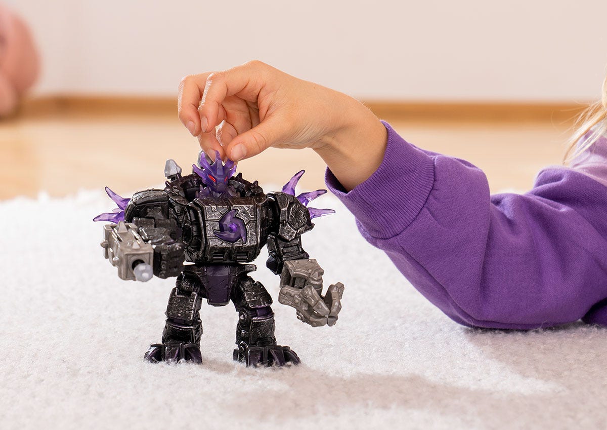 Schaduw-meesterrobot met Mini Creature